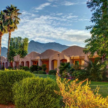 La Posada Lodge & Casitas, Ascend Hotel Collection Casas Adobes Exterior photo
